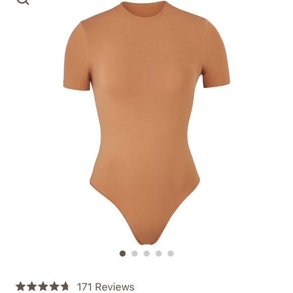 Skims top - Picture 1 of 4